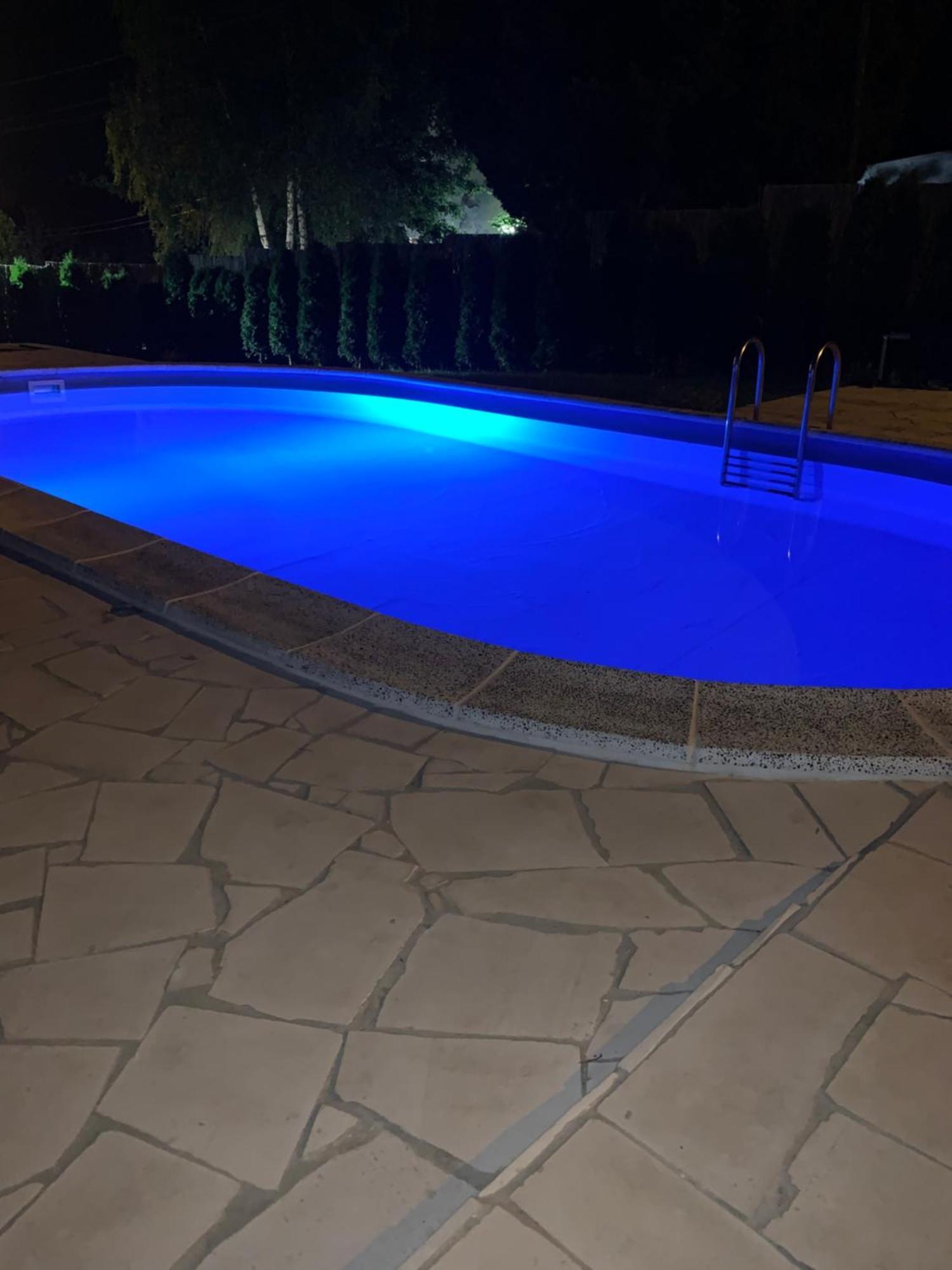 Mika'S Poolhouse Vila Belgrado Exterior foto